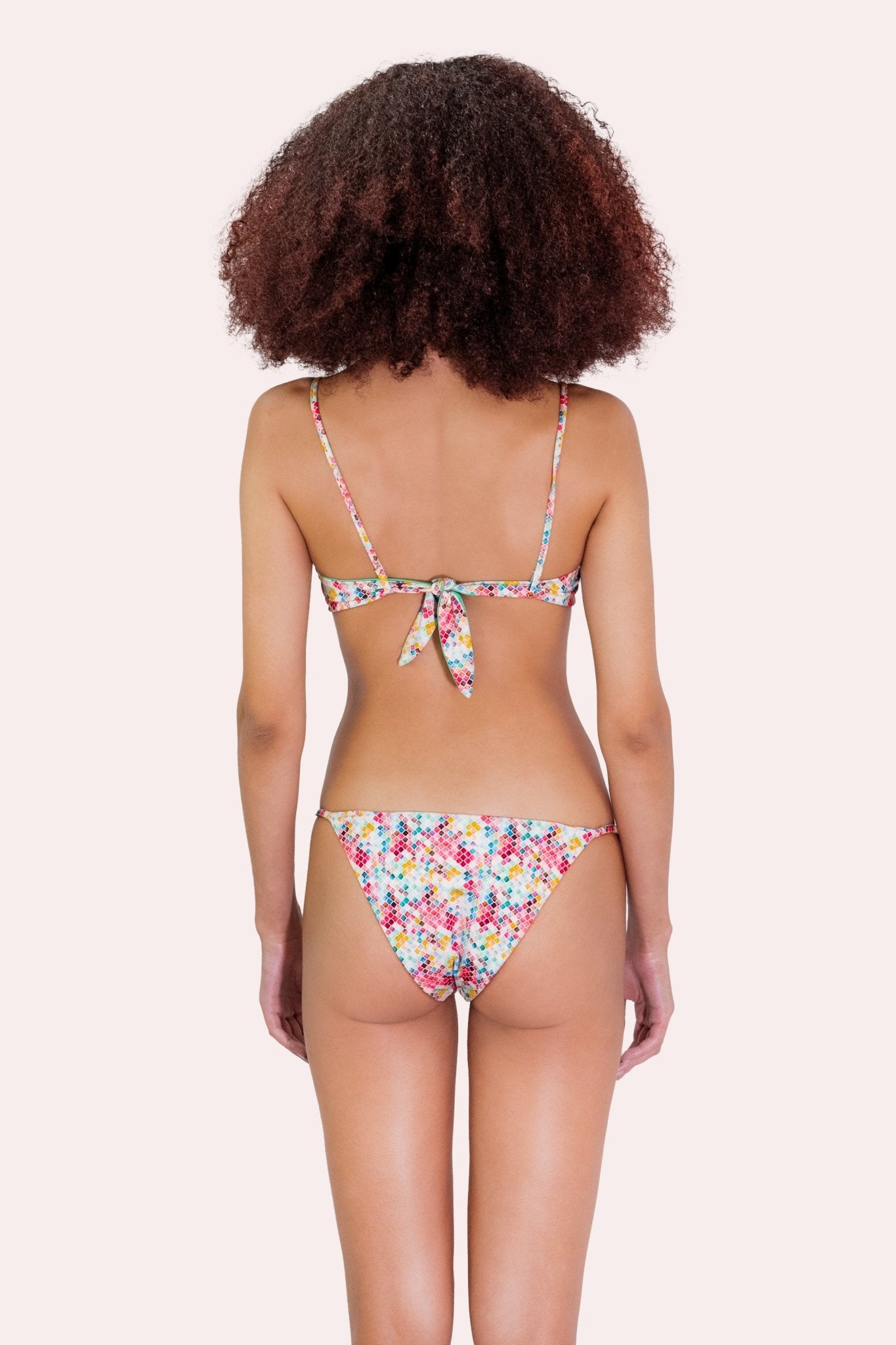 Maui Fragola - Bikini - Sinuose