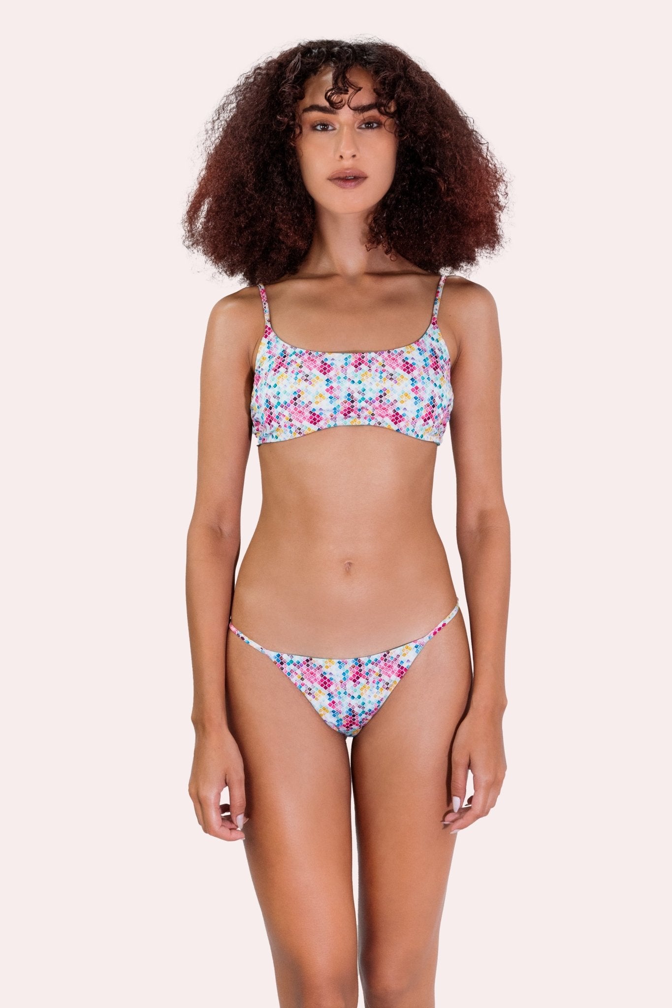 Maui Fragola - Bikini - Sinuose