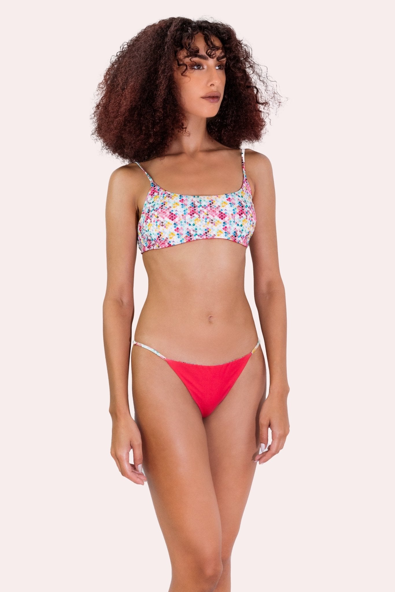 Maui Fragola - Bikini - Sinuose